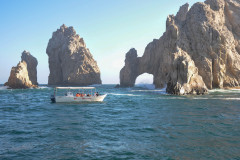 Photo of the Hole in the Wall at Lands End in Cabo San Lucas, Mexico