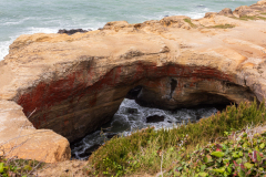Photo of the Devil's Punchbowl at High Tide