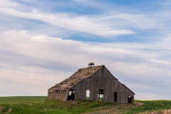 Photo of an Old Barn in the Palouse early morning