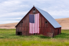 Photo of the Flag Barn in the Palouse