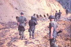 img096