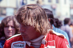Photo of James Hunt.  1977 F1 LBGP