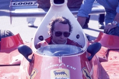 Photo of Niki Lauda in his F1 Ferrai at the 1976 LBGP